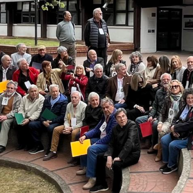 Ingresantes ´71 se reencontraron en un emotivo acto en la Facultad