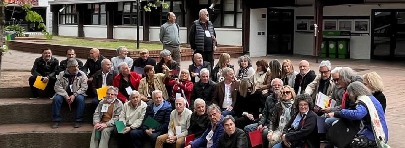 Ingresantes ´71 se reencontraron en un emotivo acto en la Facultad