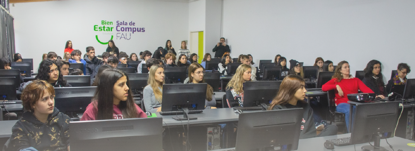 Estudiantes del Colegio Ministro Luis R. MacKay visitaron la FAU