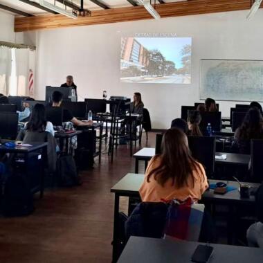 Estudiantes de la FAU y de la Universidad de Granada realizaron una jornada de intercambio