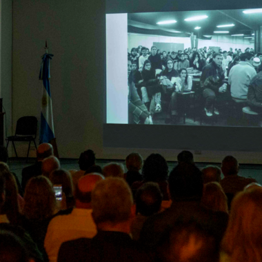 La FAU conmemoró los 40 años de democracia ininterrumpidos